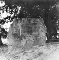 Braddock boulder, Rockville